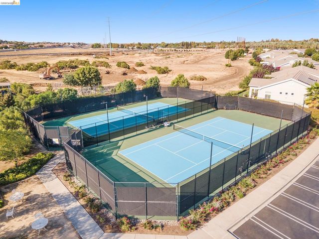 311 Upton Pyne Dr, Brentwood, CA 94513