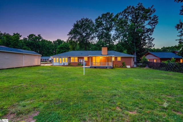 217 Navaho Drive, Spartanburg, SC 29301