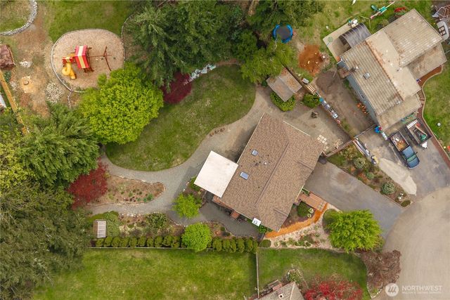 24404 222nd Avenue SE, Maple Valley, WA 98038