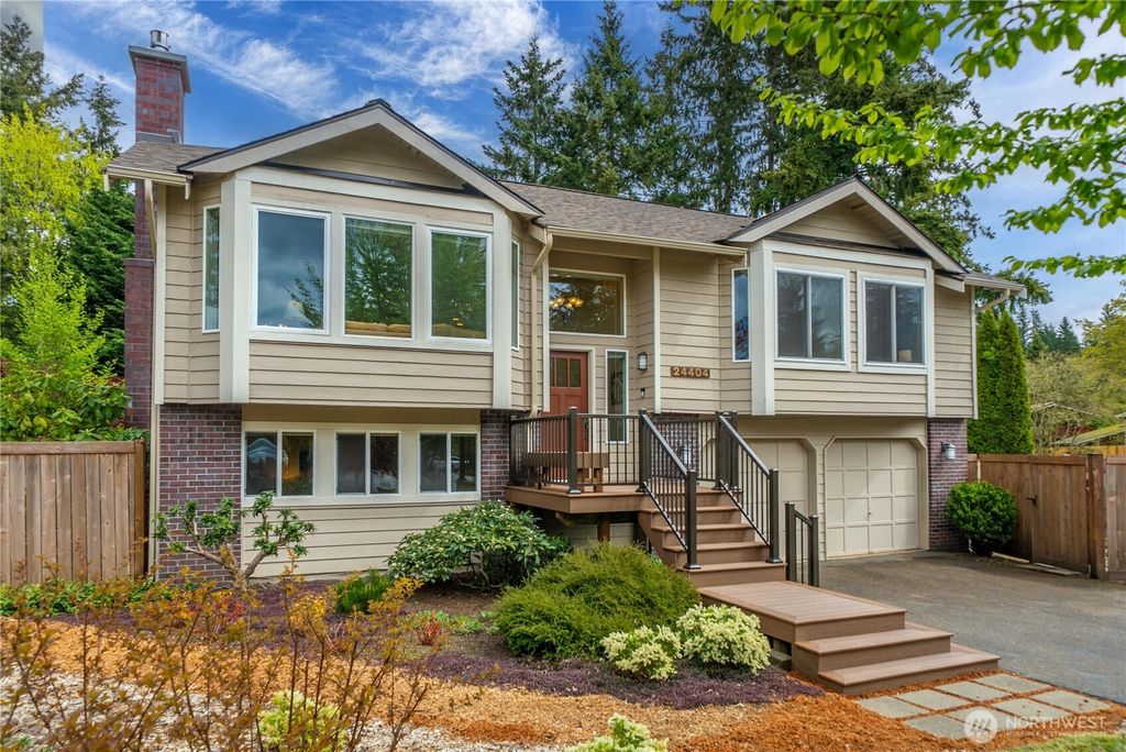 24404 222nd Avenue SE, Maple Valley, WA 98038