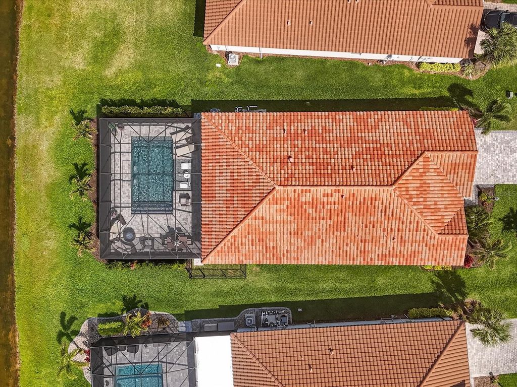 Image 28 of property listing at 13925 GREEN HAMMOCK PLACE, Bradenton, FL 34211