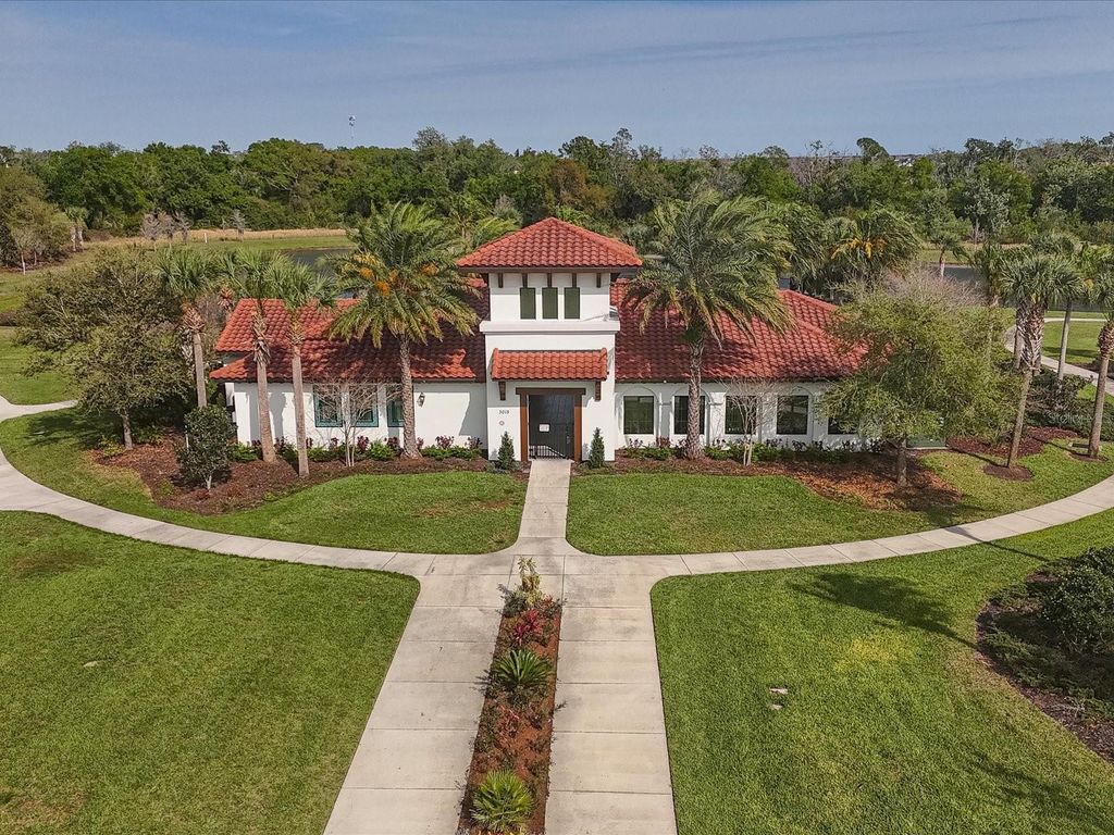 Image 32 of property listing at 13925 GREEN HAMMOCK PLACE, Bradenton, FL 34211