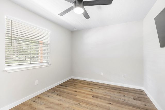 40418-2 Rolling Forest Drive, Magnolia, TX 77354