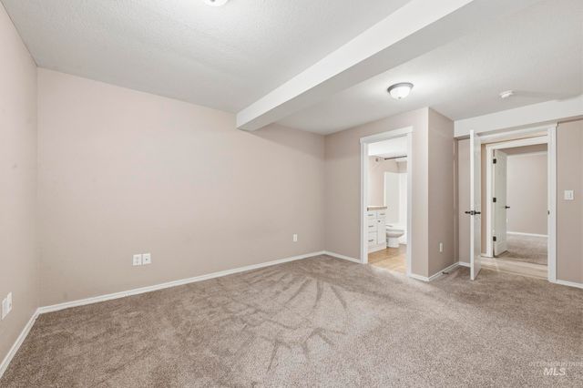 629 Lake Lowell, Nampa, ID 83686