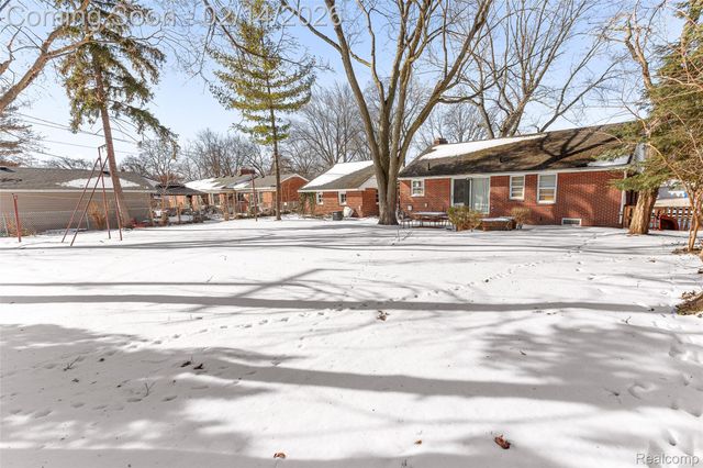 1830 N Gulley Road, Dearborn, MI 48128