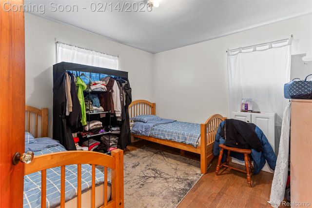 1830 N Gulley Road, Dearborn, MI 48128