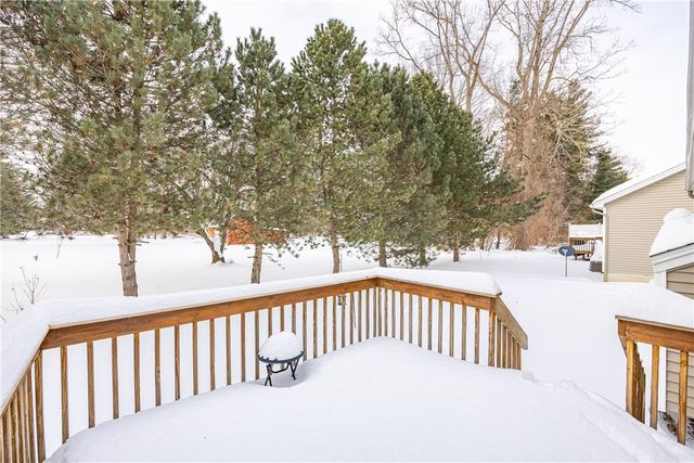 3 Angela Villa Lane, Greece, NY 14626