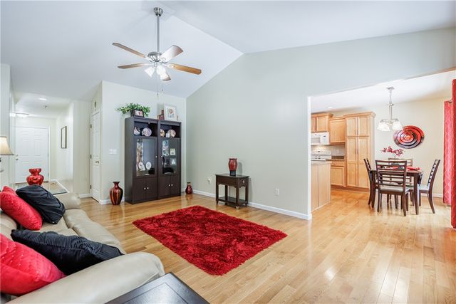 3 Angela Villa Lane, Greece, NY 14626