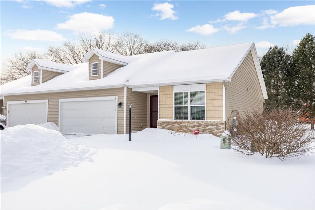 3 Angela Villa Lane, Greece, NY 14626