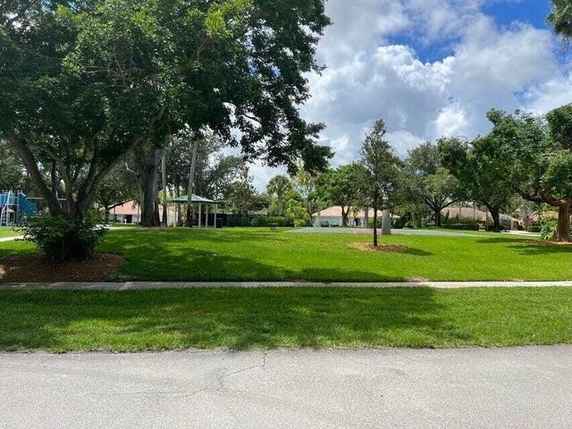12775 Newton Place, Wellington, FL 33414