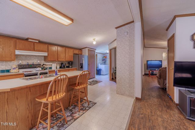 985 Old Stage Road, Greeneville, TN 37745