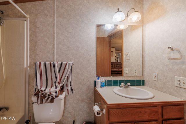 985 Old Stage Road, Greeneville, TN 37745