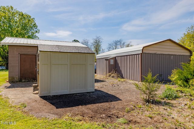 985 Old Stage Road, Greeneville, TN 37745