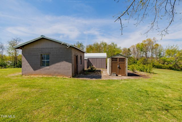 985 Old Stage Road, Greeneville, TN 37745