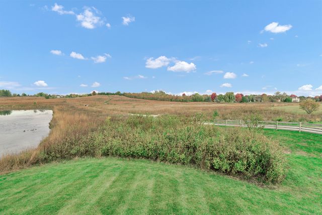 2660 Harnish Drive, Algonquin, IL 60102