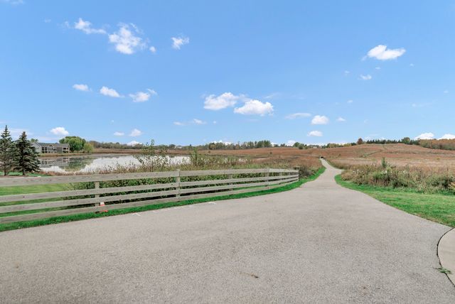 2660 Harnish Drive, Algonquin, IL 60102