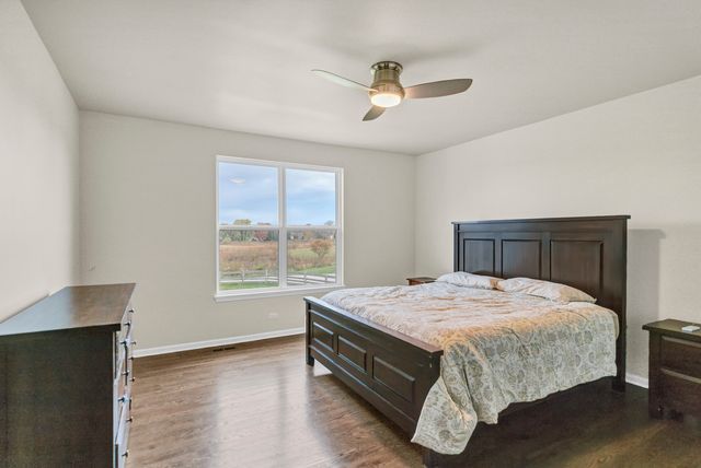 2660 Harnish Drive, Algonquin, IL 60102