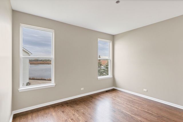 2660 Harnish Drive, Algonquin, IL 60102