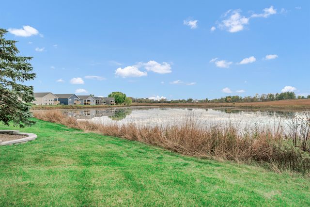 2660 Harnish Drive, Algonquin, IL 60102