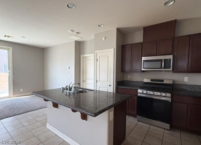 1805 Aria Lights Avenue, North Las Vegas, NV 89081