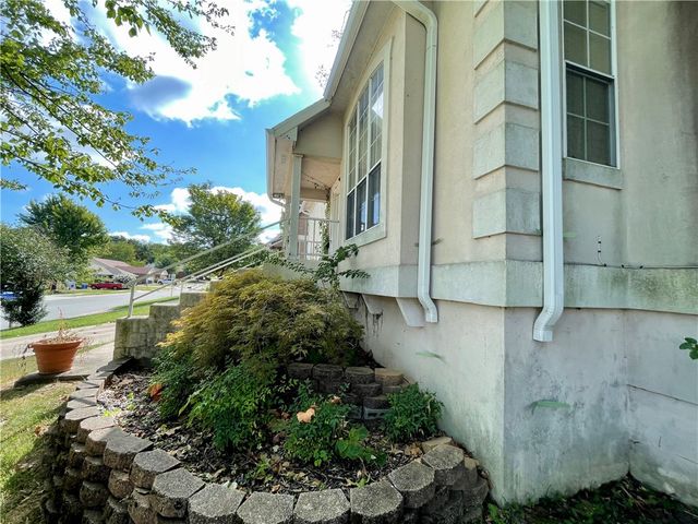 2909 E Setter Street, Fayetteville, AR 72701