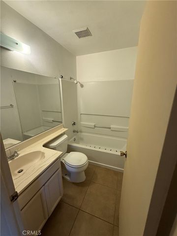 2260 E ave Q4, Palmdale, CA 93550