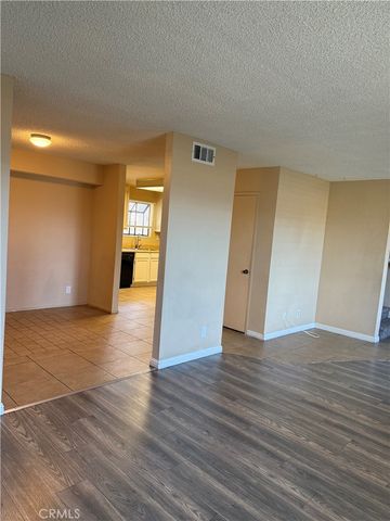 2260 E ave Q4, Palmdale, CA 93550