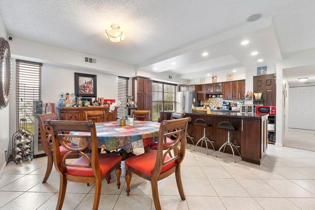 6237 Old Court Road 104, Boca Raton, FL 33433