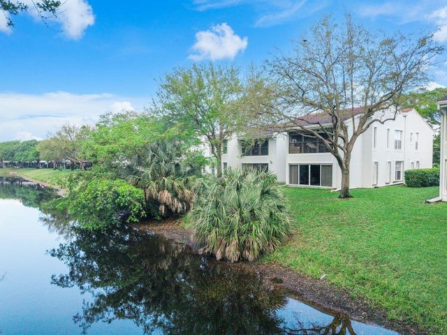 6237 Old Court Road 104, Boca Raton, FL 33433