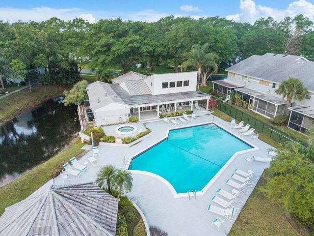 6237 Old Court Road 104, Boca Raton, FL 33433