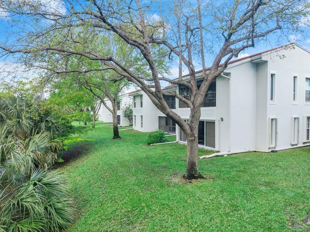 6237 Old Court Road 104, Boca Raton, FL 33433