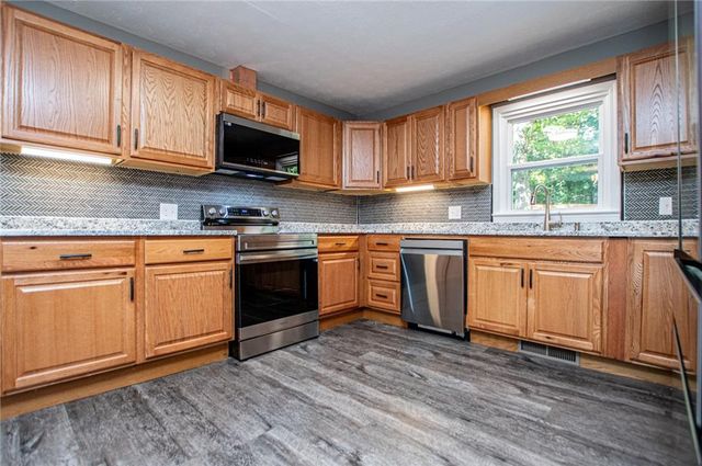 41 Reynolds Street, Bremen, GA 30110