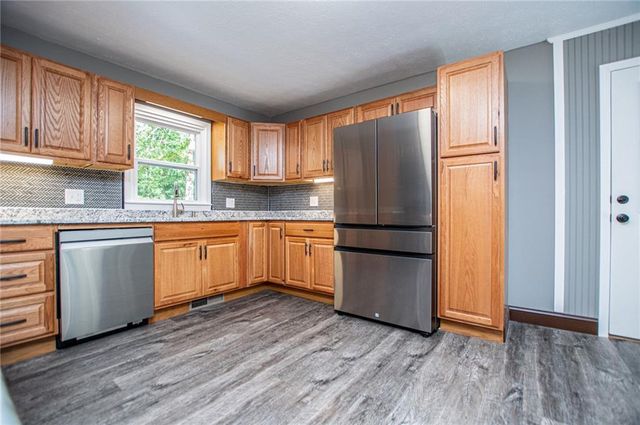 41 Reynolds Street, Bremen, GA 30110