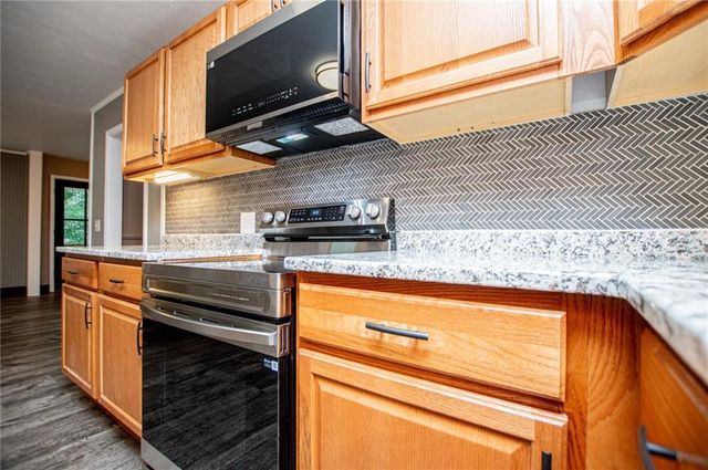41 Reynolds Street, Bremen, GA 30110