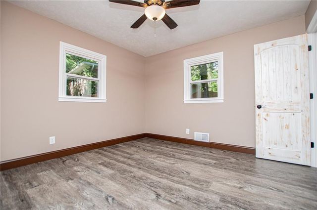 41 Reynolds Street, Bremen, GA 30110