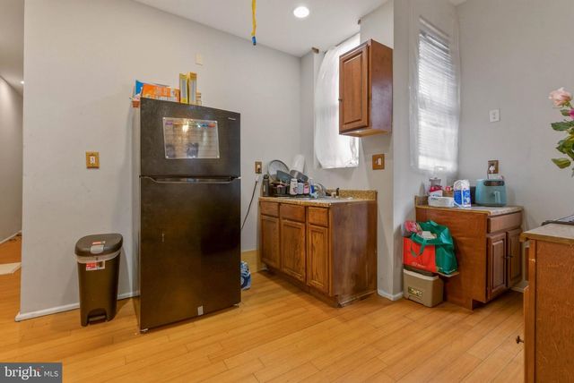 1834 W DIAMOND ST, Philadelphia, PA 19121