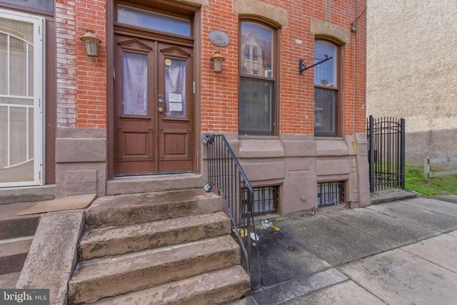 1834 W DIAMOND ST, Philadelphia, PA 19121