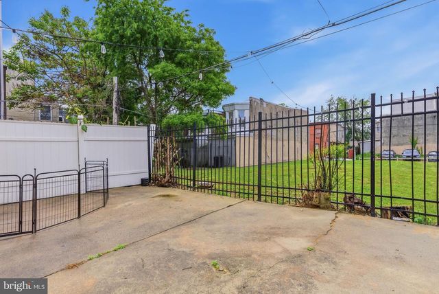 1834 W DIAMOND ST, Philadelphia, PA 19121