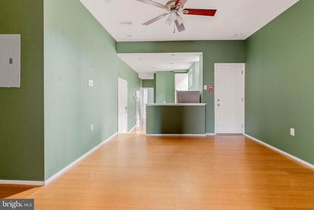 1834 W DIAMOND ST, Philadelphia, PA 19121