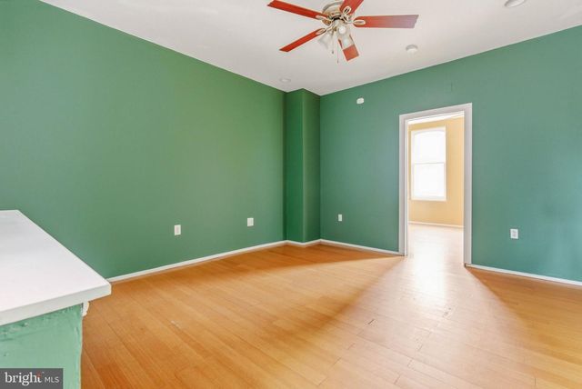 1834 W DIAMOND ST, Philadelphia, PA 19121