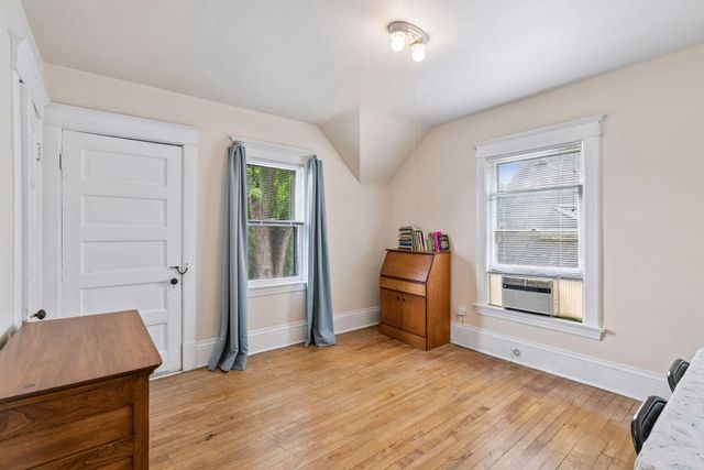 1092 15th Avenue SE, Minneapolis, MN 55414