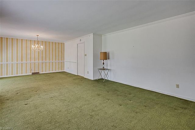 215 Pineburr Road, Greensboro, NC 27455