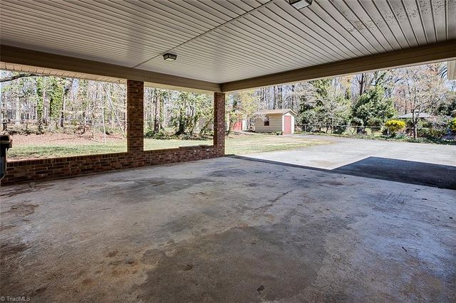 215 Pineburr Road, Greensboro, NC 27455