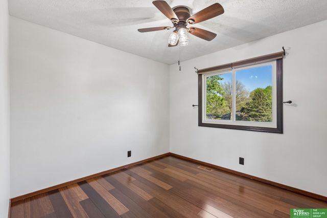 4604 S 154th Avenue Circle, Omaha, NE 68137