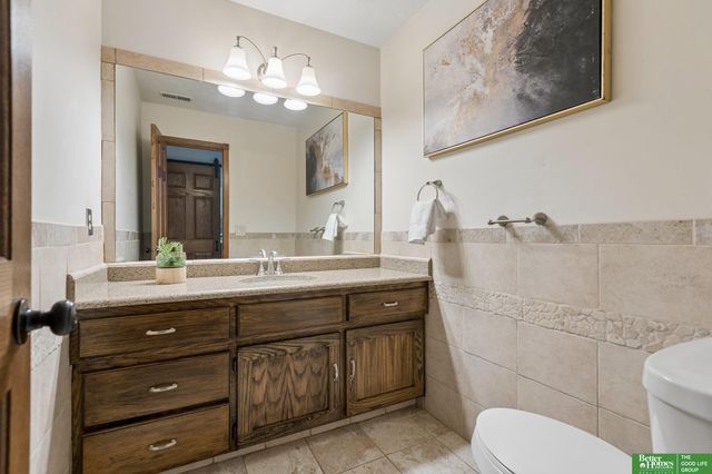 4604 S 154th Avenue Circle, Omaha, NE 68137