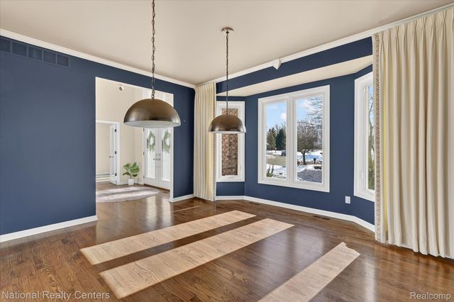 1280 Glen Court, Highland Charter Township, MI 48357