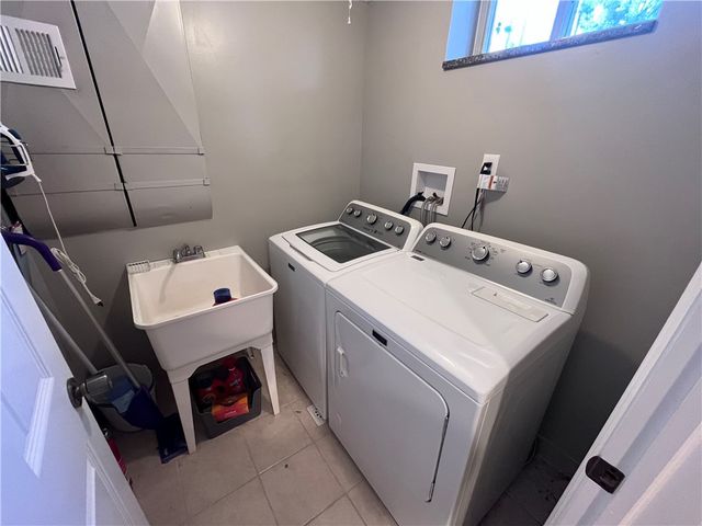 1875 Linton St, Downtown Pgh, PA 15219