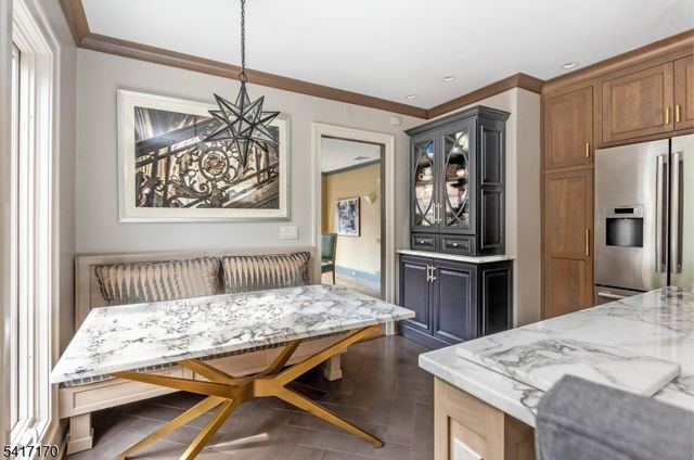 89 Douglas Rd, Glen Ridge Boro Twp., NJ 07028