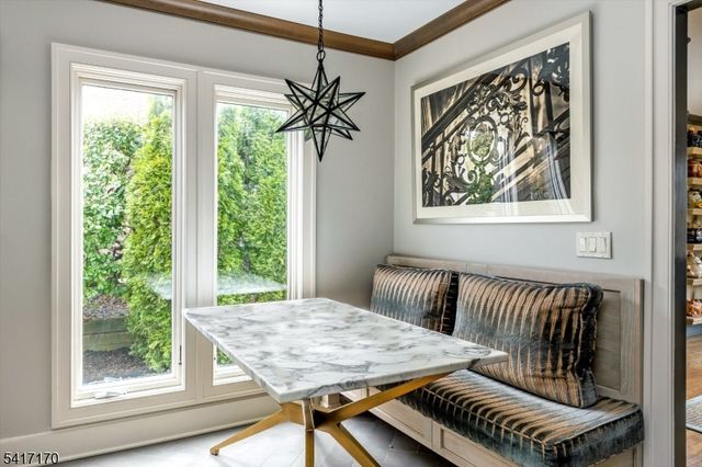 89 Douglas Rd, Glen Ridge Boro Twp., NJ 07028