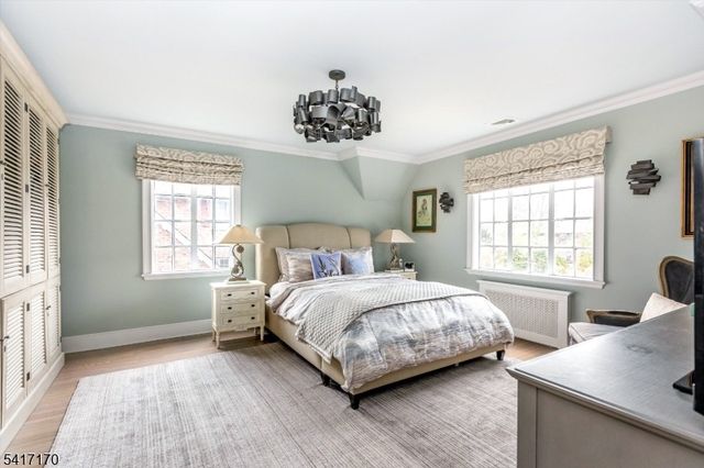 89 Douglas Rd, Glen Ridge Boro Twp., NJ 07028